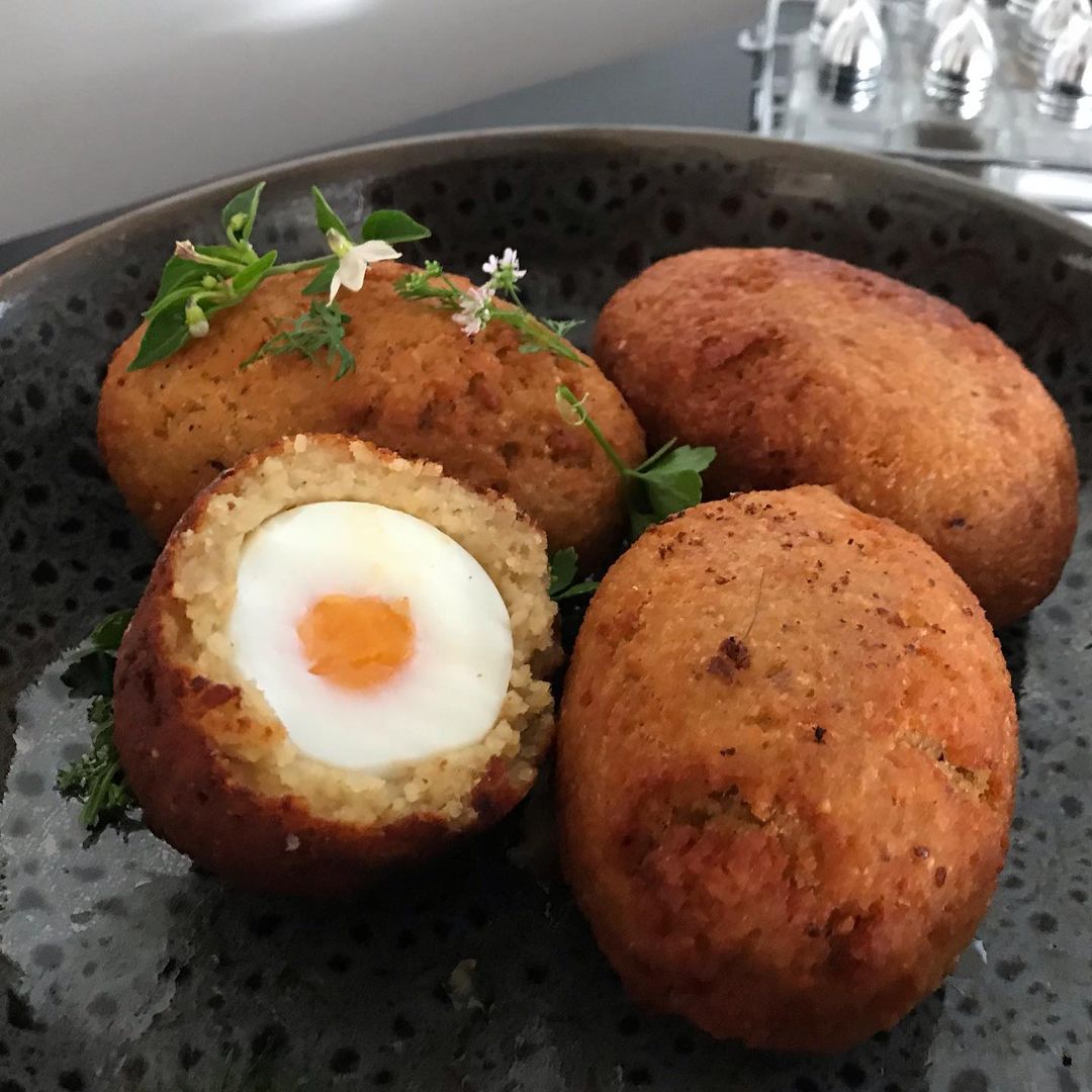 KOUPE SCOTCH EGG Messing with my recipes again These little